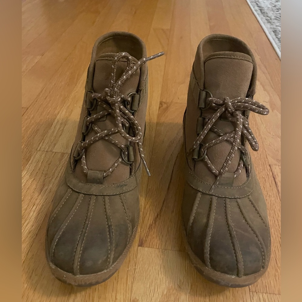 UGG Greda Duck Boots